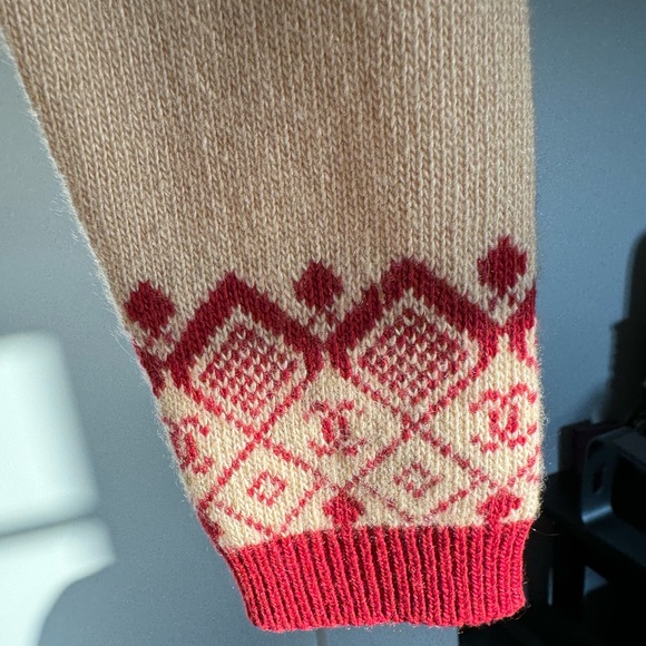 Chanel cashmere dress - Picture 9 of 9